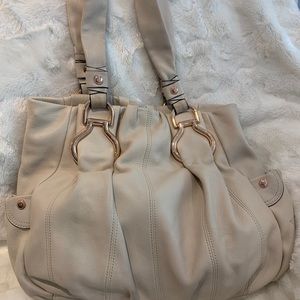 Women’s B Makowsky Handbag- Ivory